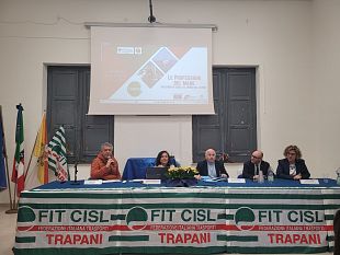 trapani-consegnate-borse-di-studio-a-15-diplomati-del-nautico-da-vinci-torre