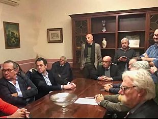 pino-bianco-e-il-candidato-a-sindaco-di-cristaldi-siglato-accordo-futuristanon-ci-sono-piu-le-mezze-stagioni