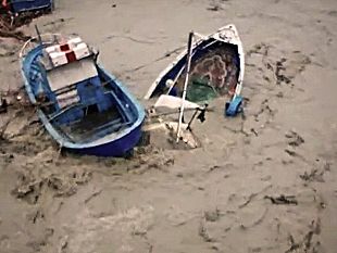 video-il-grave-rischio-dei-detriti-per-le-imbarcazioni-da-pesca-dopo-la-piena-del-mazaro