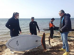 marsala-turismo-lassessore-oreste-alagna-incontra-le-scuole-di-kitesurf-2