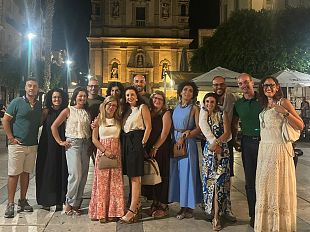 alcamo-rimpatriata-per-la-quinta-c-del-liceo-ferro-a-25-anni-dal-diploma