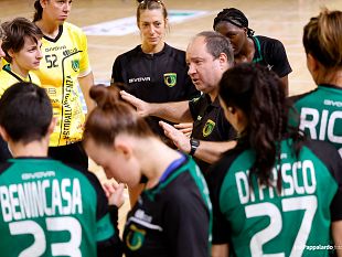 adattiva-hc-pontinia-ac-life-style-handball-erice-32-30-primo-stop-in-campionato-per-le-arpie