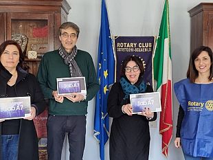 rotary-castelvetrano-tablet-donati-agli-istituti-superiori