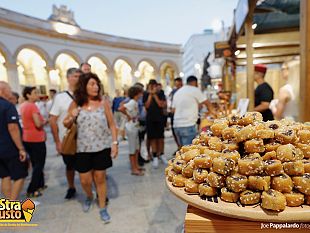 trapani-torna-stragusto-il-festival-sul-cibo-di-strada-e-dei-mercati