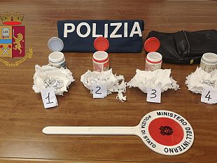 trapani/trapani-scappa-con-90-dosi-di-droga-pusher-arrestato