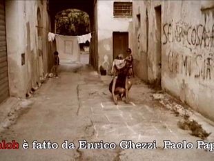 video-buona-sera-signori-il-brano-contro-le-mafie-ieri-sera-nella-sigla-finale-di-blob-su-rai-tre