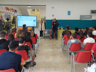 antincendio-e-rispetto-dellambiente-incontro-al-plesso-g-castronovo
