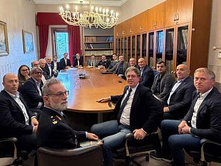 prefettura-di-trapani-tavolo-tecnico-sulla-sicurezza-in-agricoltura-campagna-olivicola-2025