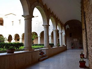al-liceo-classico-pantaleo-prende-via-la-mostra-convegno-1968-meminisse-oportet