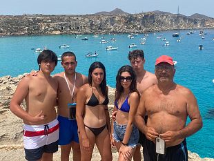 in-barca-a-vela-per-imparare-ad-amare-il-mare-avventura-per-10-liceali