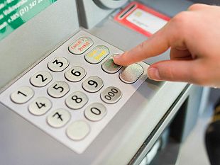 trapani/prelievi-piu-sicuri-e-veloci-arrivano-i-bancomat-con-le-nuove-tecnologie-contactless-anche-a-trapani-e-provincia