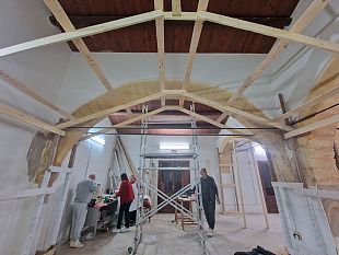 la-pro-loco-allestisce-laltare-di-san-giuseppe-a-palazzo-accardi-a-campobello