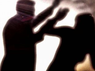 estorceva-denaro-e-maltrattava-la-madre-arrestato-dalla-polizia-di-stato