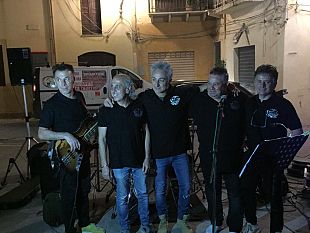 questa-sera-al-cult-wine-bar-continua-il-sidewalk-tour-degli-shacqualattooga-2