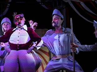 segesta-teatro-festival-in-scena-i-cavalieri-di-aristofane