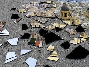 il-gigante-dai-piedi-dargilla-marsala-e-il-bluff-degli-80-mila-abitanti