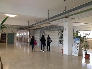 mazara-chiuso-bar-dell-istituto-industriale-disagi-per-500-studenti-e-per-i-prof-a-rischio-borse-di-studio