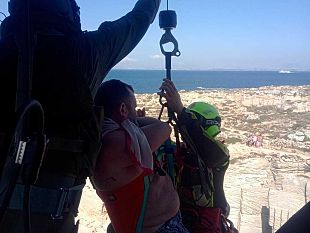 favignana-turista-infortunato-salvato-da-un-elicottero-dellaeronautica
