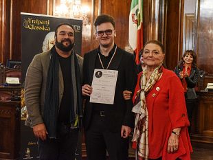 a-trapani-vince-la-musica-pianista-ebrea-conferisce-il-primo-premio-ad-un-giovane-palestinese
