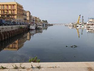 dragaggio-del-porto-la-burocrazia-un-male-ma-anche-un-utile-capro-espiatorio