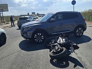 scontro-moto-auto-alle-porte-di-trapani-19enne-in-ospedale