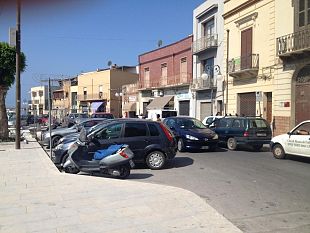 piazza-regina-il-comune-apporta-variante-sul-tipo-di-pavimentazione-ma-gli-attuali-disagi-resteranno