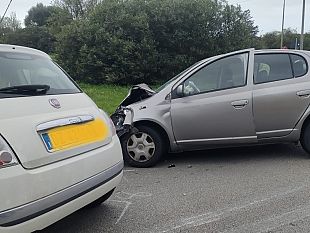 scontro-tra-due-auto-sullautostrada-a29-di-mazara-grave-una-donna