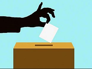 una-punta-di-sal-elezioni-regionali-e-nazionali-insieme-andreotti-il-potere-logora-chi-non-ce-lha