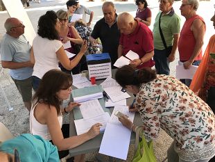 orgoglio-castelvetranese-in-piazza-per-spiegare-la-differenziata