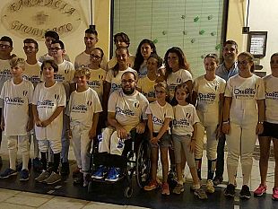 video-serata-di-stelle-in-piazza-regina-presentata-la-stagione-2017-2018-del-circolo-schermistico-mazarese
