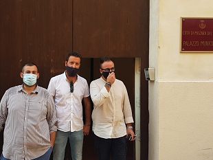 motopesca-sequestrati-a-bengasi-gli-armatori-pronti-a-recarci-a-roma-con-le-famiglie-dei-pescatori-se-la-situazione-non-si-sblocca