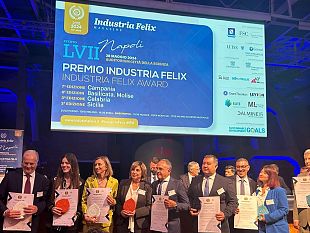 energia-italia-riceve-il-premio-litalia-che-compete-da-industria-felix