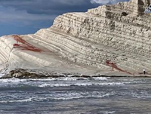 ancora-uno-sfregio-per-la-scala-dei-turchi
