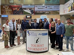 trapani/aeroporto-trapani-birgi-inaugurato-linfo-point-turistico