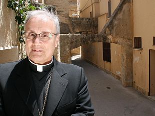 parla-vescovo-mogavero-larchiviazione-atteso-serenita
