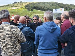 sit-in-alla-diga-trinita-dichiarazioni-del-sindaco-di-petrosino-giacomo-anastasi