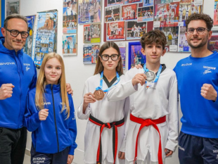 mazara-ottimi-risultati-per-lasd-taekwondo-a-roma-argento-per-flavio-adamo-e-bronzo-per-noemi-mezzapelle