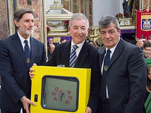 donato-un-defibrillatore-al-comune