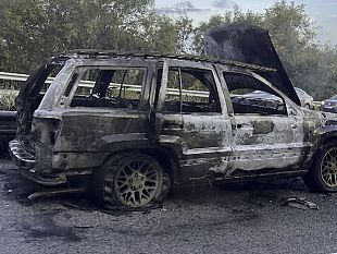paura-sulla29-jeep-in-fiamme-tra-santa-ninfa-e-castelvetrano-traffico-in-tilt