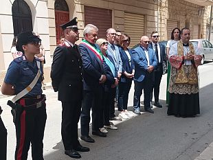 deposta-corona-dalloro-per-i-78-anni-della-repubblica