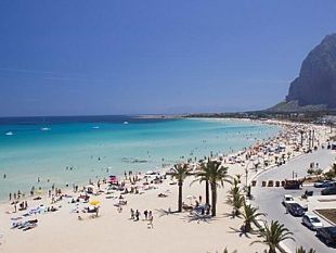 san-vito-lo-capo-giovane-trapanese-rischia-la-paralisi-dopo-un-tuffo