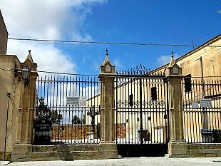 salemi-riaperti-i-due-cimiteri-comunali-con-ingressi-regolamentati