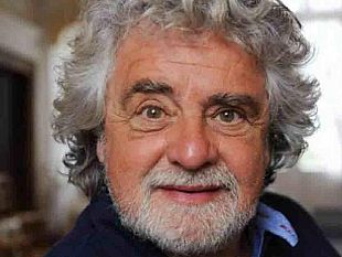 trapani-oggi-beppe-grillo-in-piazza-stazione-per-i-candidati-movimento-5-stelle