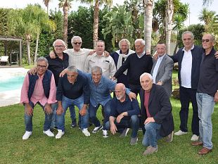 si-e-tenuta-la-rimpatriata-di-alcuni-ex-calciatori-del-mazara