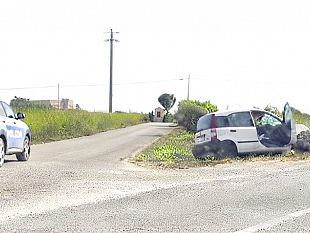 violento-incidente-sulla-litoranea-sud-di-petrosino-auto-si-schianta-contro-il-guardrail-sessantenne-in-codice-rosso
