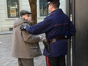 falsi-carabinieri-cercano-di-entrare-nelle-case-con-false-scuse-chiamate-subito-il-112-per-segnalare-ogni-sospetto