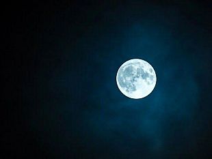 ultime-della-sera-blue-moon