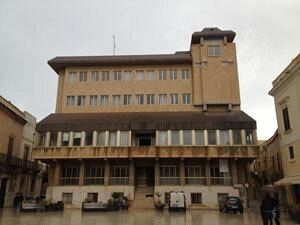 fermi-i-lavori-di-restyling-del-palazzaccio-comunale