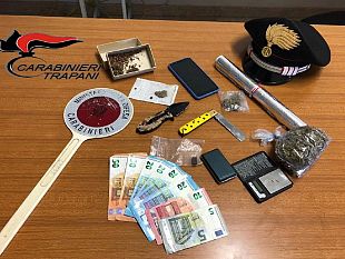 spacciava-droga-a-bordo-di-un-furgone-arrestato-dai-carabinieri