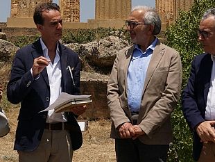 a-selinunte-parte-il-progetto-residenze-dartista-italia-e-stati-uniti-ospiteranno-opere-di-artisti-per-scambi-culturali